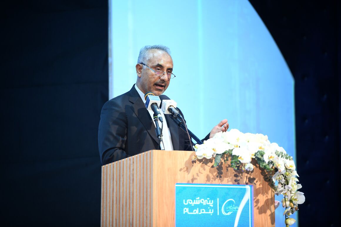 ارزآوری ۲۲ میلیارد دلاری پتروشیمی بندر امام برای اقتصاد کشور ارزآوری ۲۲ میلیارد دلاری پتروشیمی بندر امام برای اقتصاد کشور