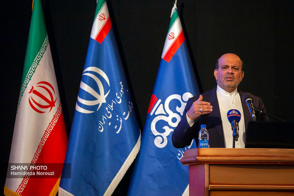 NIOC chief says oil, gas production in Iran will continue for next 100 years NIOC chief says oil, gas production in Iran will continue for next 100 years