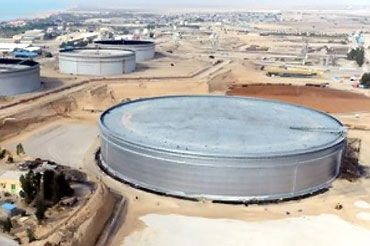 مخازن ذخیرهسازی نفت خام در پایانه جاسک به بهرهبرداری رسید مخازن ذخیرهسازی نفت خام در پایانه جاسک به بهرهبرداری رسید