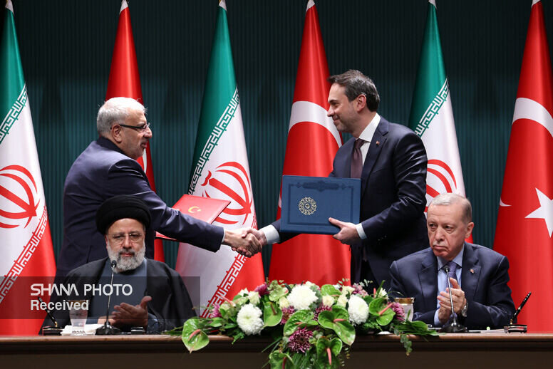 Iran, Türkiye sign energy cooperation document