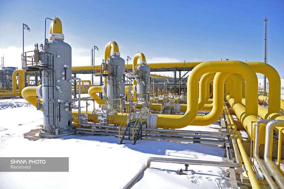 تحویل ۸۶۰ میلیون مترمکعب گاز به شبکه سراسری تحویل ۸۶۰ میلیون مترمکعب گاز به شبکه سراسری