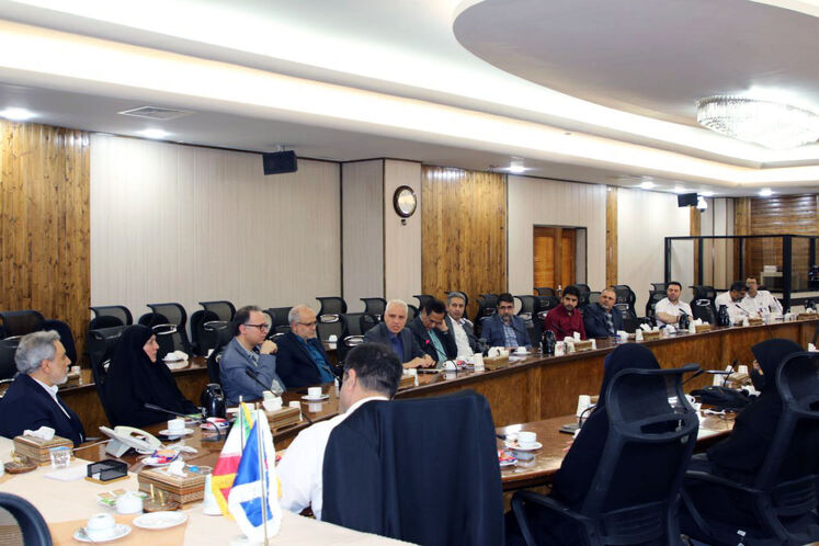 بازدید مدیران و کارشناسان جهاد دانشگاهی از تأسیسات صنعتی پارس جنوبی