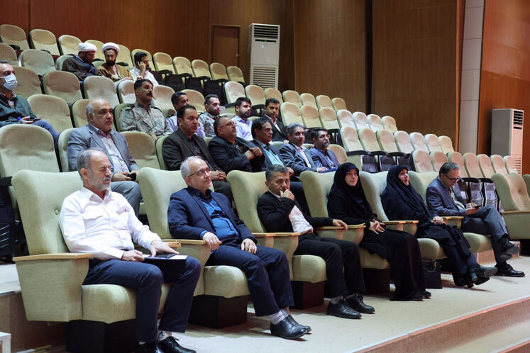 بازدید مدیران و کارشناسان جهاد دانشگاهی از تأسیسات صنعتی پارس جنوبی