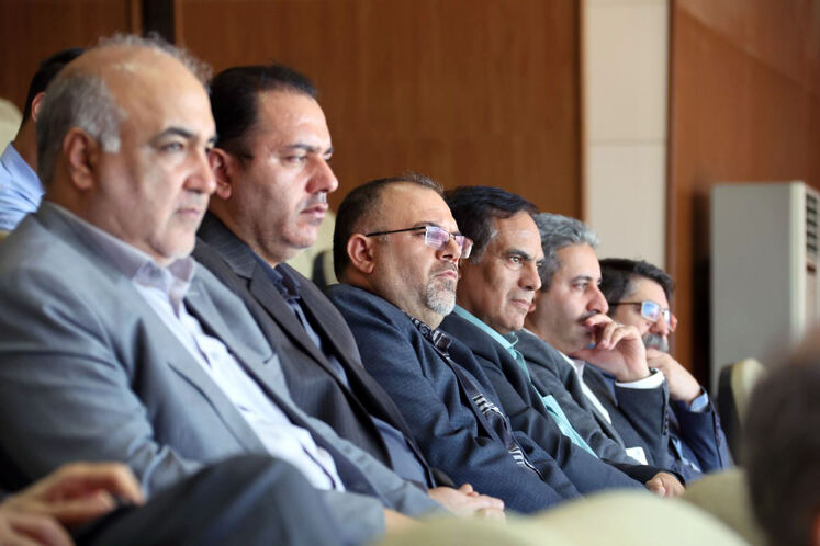 بازدید مدیران و کارشناسان جهاد دانشگاهی از تأسیسات صنعتی پارس جنوبی