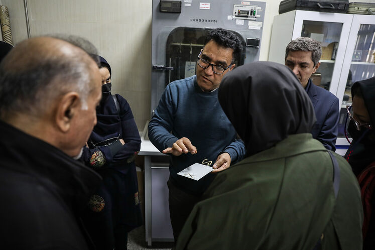 بازدید دبیران شیمی و علومتجربی از دستاوردهای پژوهشگاه صنعت نفت