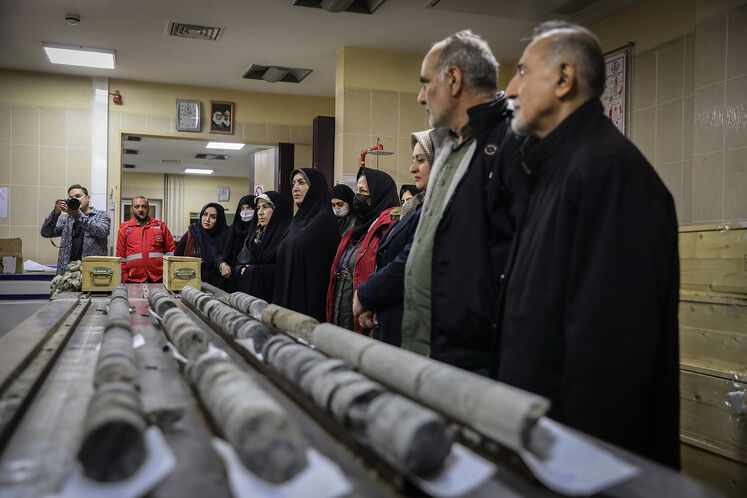 بازدید دبیران شیمی و علومتجربی از دستاوردهای پژوهشگاه صنعت نفت