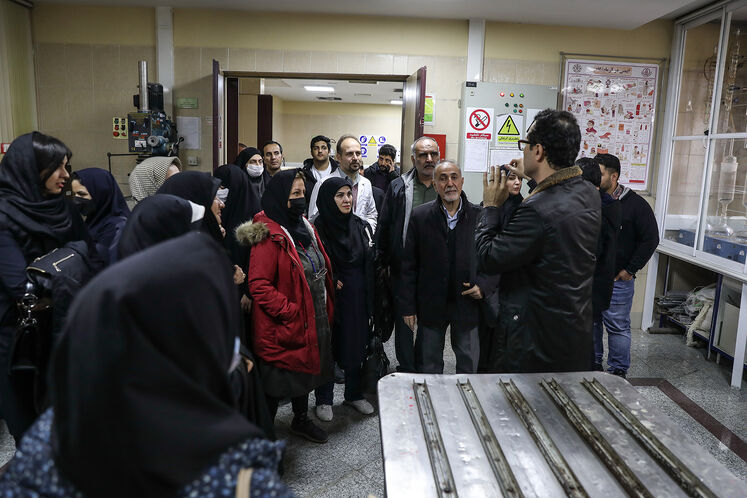 بازدید دبیران شیمی و علومتجربی از دستاوردهای پژوهشگاه صنعت نفت