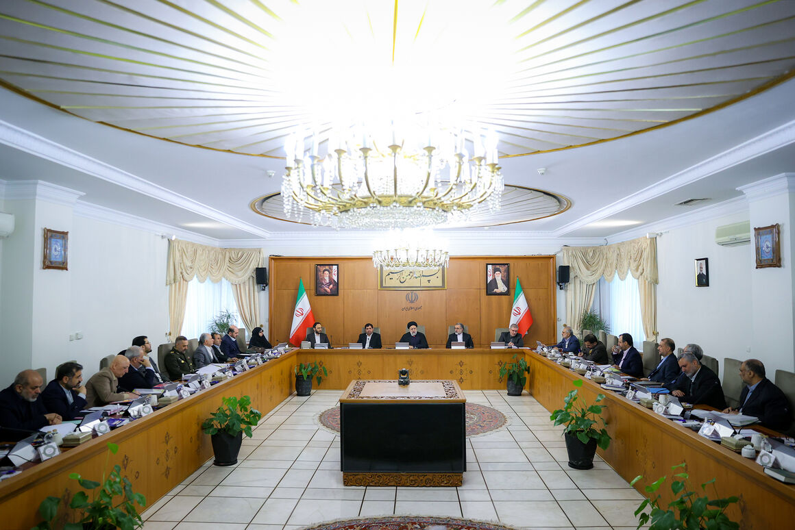 دستور رئیسی برای تشکیل کارگروه تخصصی بهمنظور رفع ناترازی در انرژی دستور رئیسی برای تشکیل کارگروه تخصصی بهمنظور رفع ناترازی در انرژی