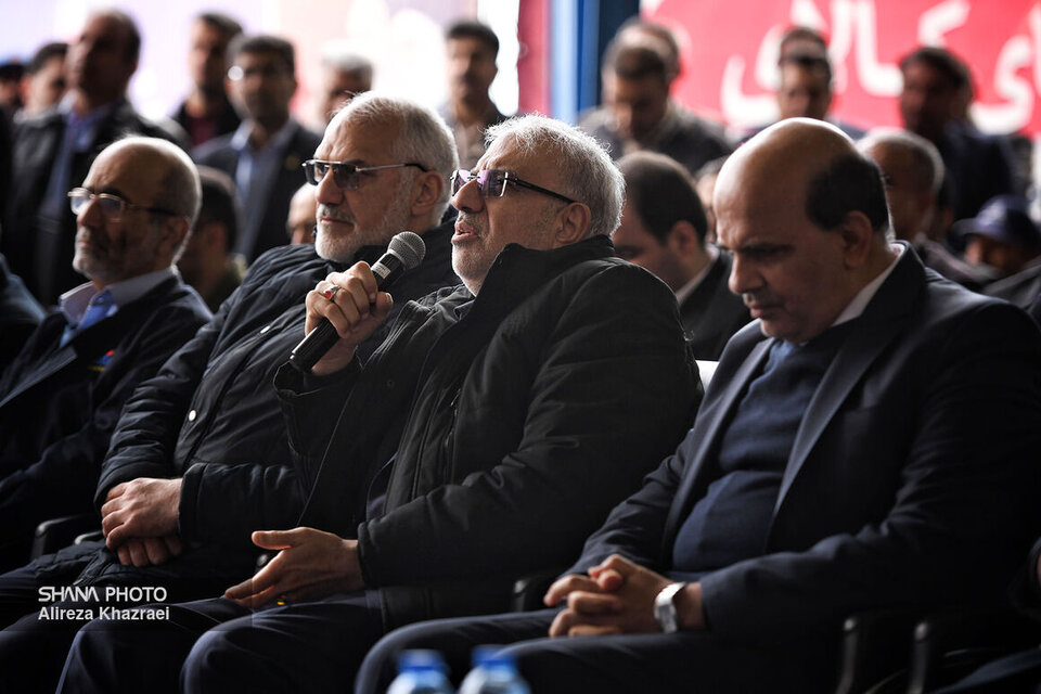 بهرهبرداری از ۸ طرح عامالمنفعه در خوزستان با دستور وزیر نفت بهرهبرداری از ۸ طرح عامالمنفعه در خوزستان با دستور وزیر نفت