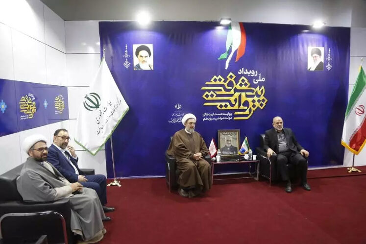 بازدیداحمد وحیدی، وزیر کشور از نمایشگاه روایت پیشرفت - مشهد