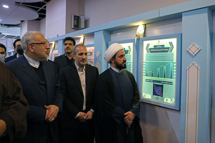 بازدید جواد اوجی، وزیر نفت از نمایشگاه روایت پیشرفت - مشهد