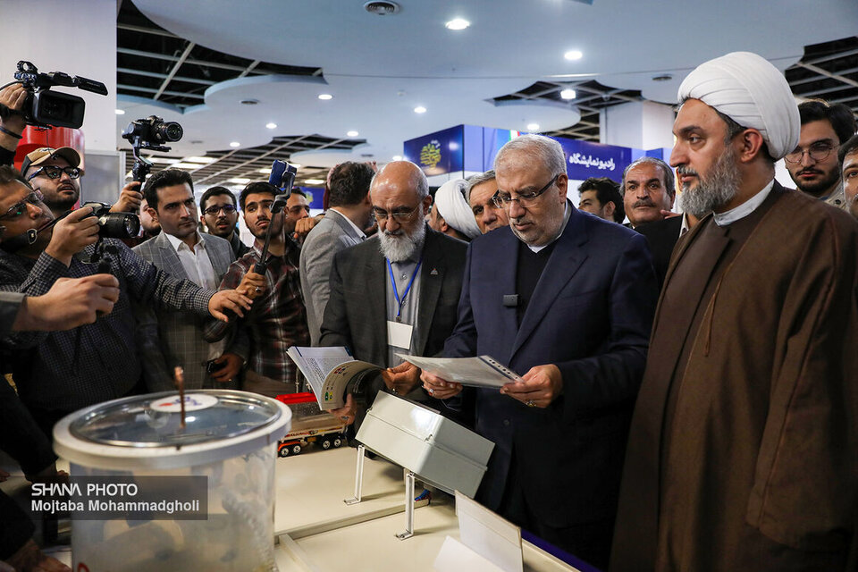 Oil minister: 200 essential items made by Iranian manufacturers under 13th administration