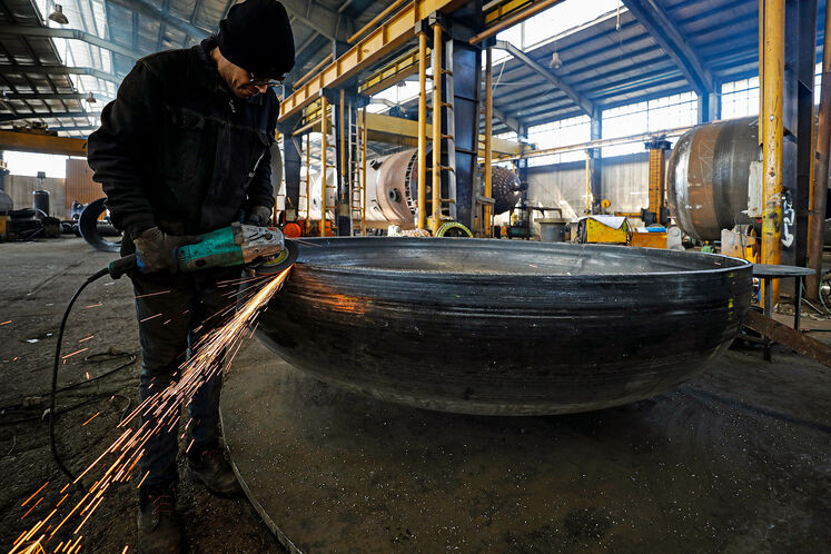 ساخت برج جذب آمین پروژه فاز ۲ پالایشگاه ایلام