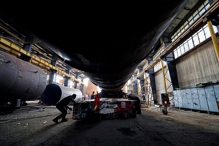 ساخت برج جذب آمین پروژه فاز ۲ پالایشگاه ایلام