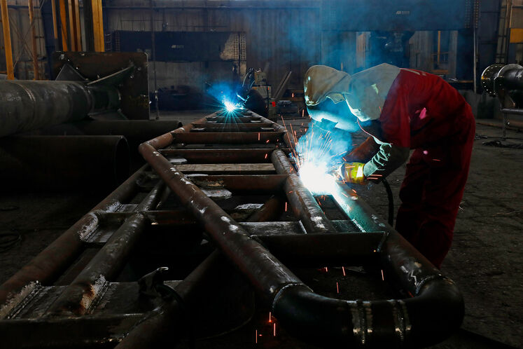 ساخت برج جذب آمین پروژه فاز ۲ پالایشگاه ایلام