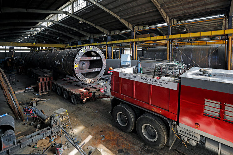 ساخت برج جذب آمین پروژه فاز ۲ پالایشگاه ایلام