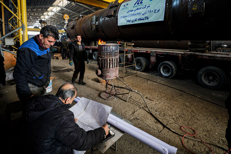 ساخت برج جذب آمین پروژه فاز ۲ پالایشگاه ایلام