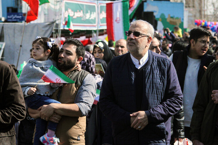 حضور جواد اوجی، وزیر نفت در مراسم راهپیمایی ۲۲ بهمن