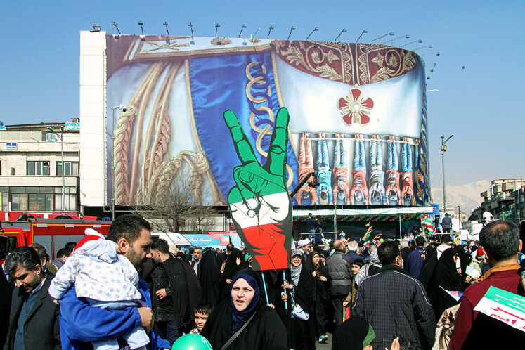 حضور جواد اوجی، وزیر نفت در مراسم راهپیمایی ۲۲ بهمن