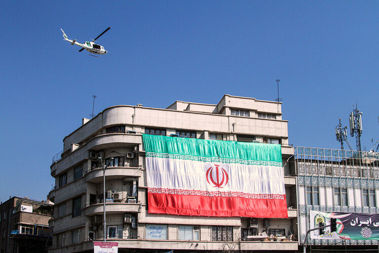 حضور جواد اوجی، وزیر نفت در مراسم راهپیمایی ۲۲ بهمن