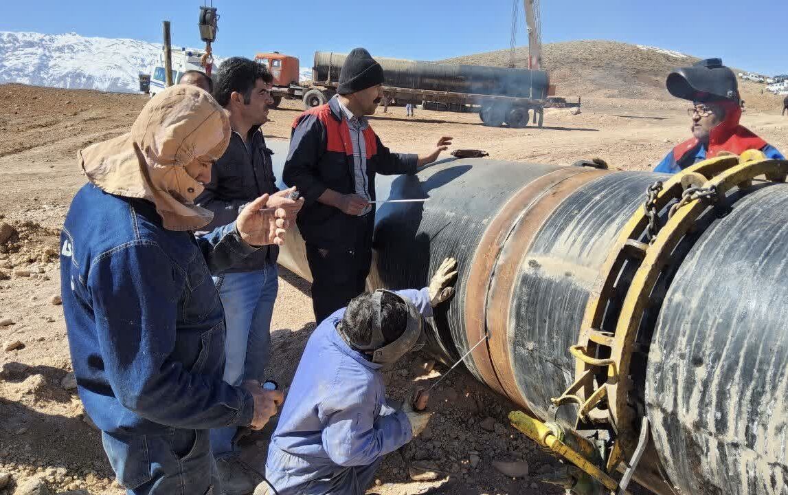 تصاویری از ترمیم و تعمیر خطوط انتقال گاز آسیبدیده در اثر خرابکاری