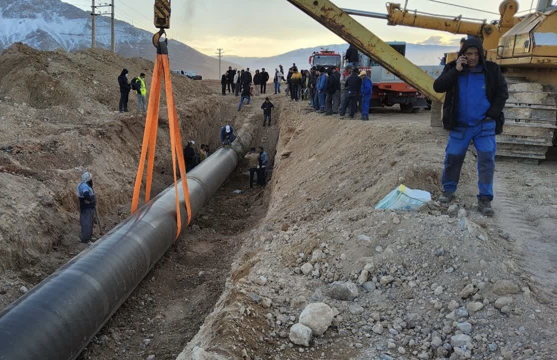 تصاویری از ترمیم و تعمیر خطوط انتقال گاز آسیبدیده در اثر خرابکاری