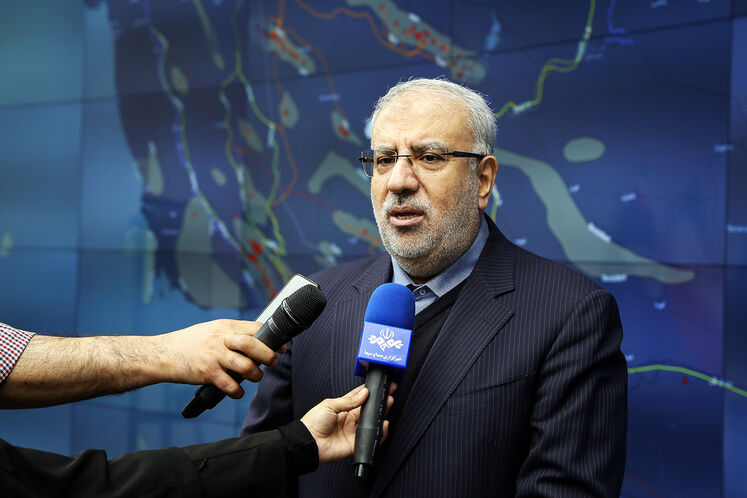 گفت‌وگوی جواد اوجی، وزیر نفت با خبرنگاران در حاشیه بازدید از مرکز رصد و پایش شرکت ملی نفت ایران