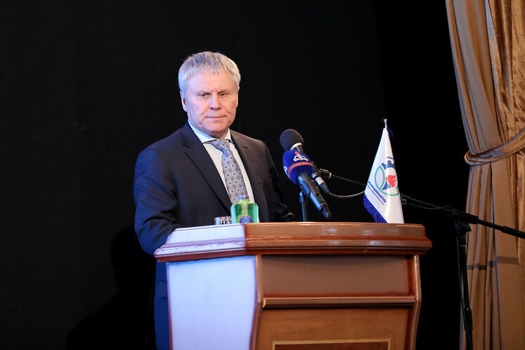 لئونید لوزچکو ، رئیس شورای تجاری روسیه و ایران 