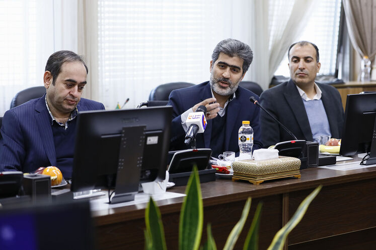 آیین امضای تفاهمنامه همکاری معاونت مهندسی، پژوهش و فناوری وزارت نفت، مرکز تحقیقات راه، مسکن و شهرسازی و شرکت پالایش نفت جی
