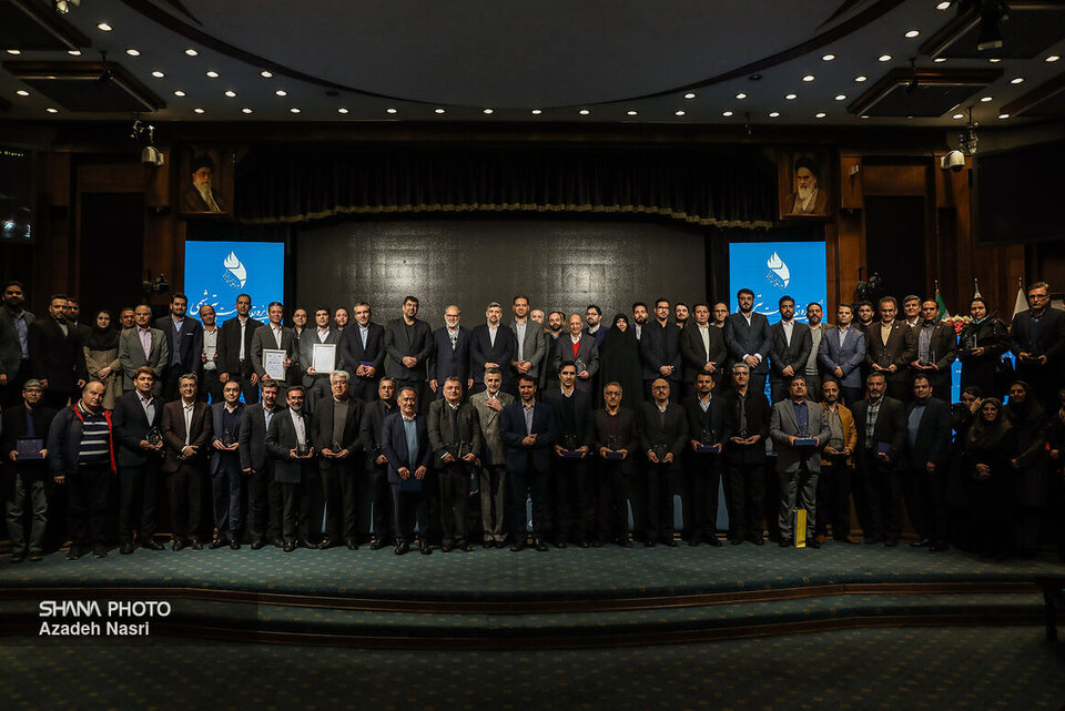 برگزیدگان دهمین دوره جایزه تعالی صنعت پتروشیمی برگزیدگان دهمین دوره جایزه تعالی صنعت پتروشیمی