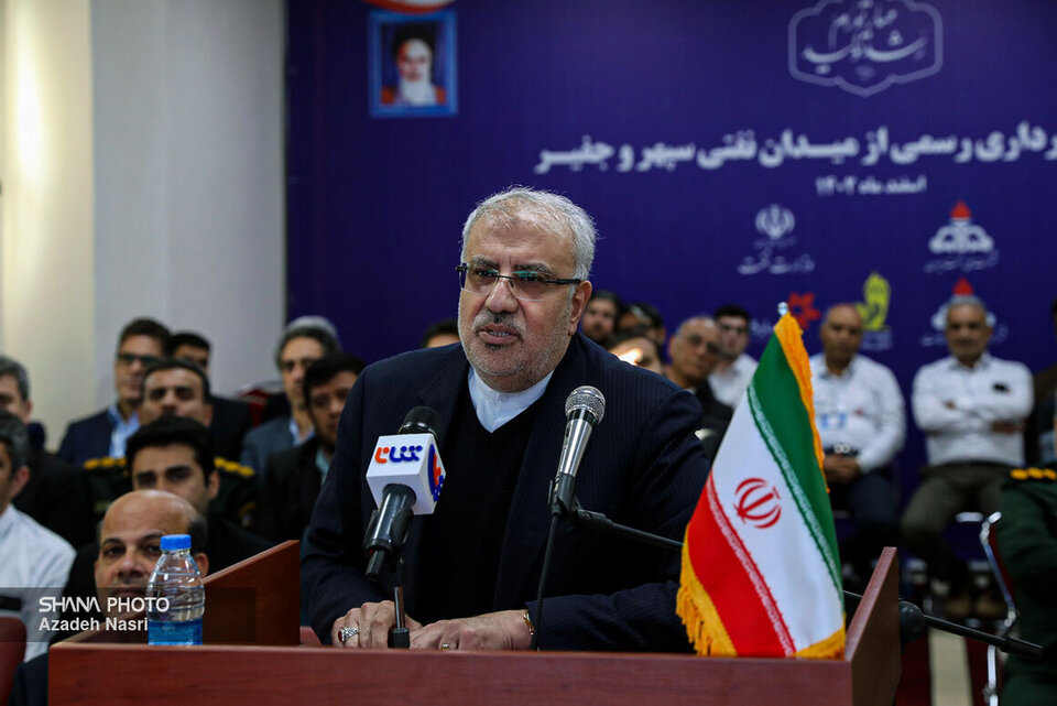 رشد اقتصادی بخش نفت و گاز در ۱۴۰۳ ادامه مییابد/ سرمایهگذاری ۲ میلیارد دلاری در گام نخست طرح توسعه میدان آزادگان جنوبی رشد اقتصادی بخش نفت و گاز در ۱۴۰۳ ادامه مییابد/ سرمایهگذاری ۲ میلیارد دلاری در گام نخست طرح توسعه میدان آزادگان جنوبی