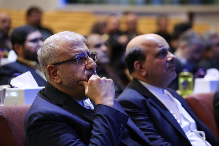 محسن خجسته‌مهر، مدیرعامل شرکت ملی نفت ایران و جواداوجی، وزیر نفت