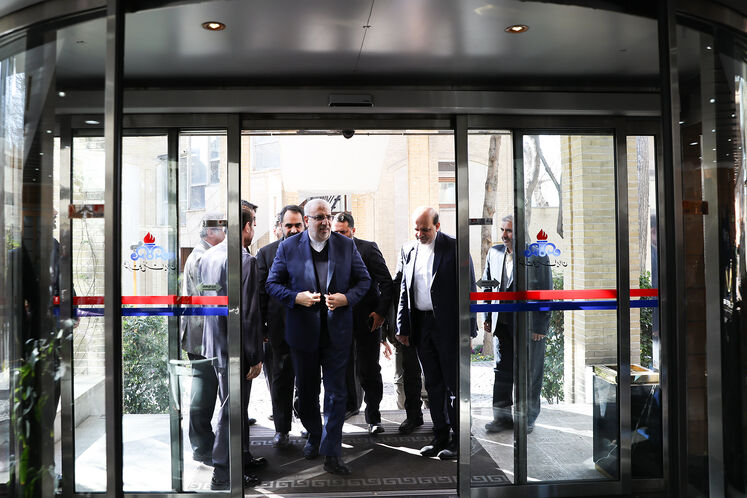 آیین امضای قراردادهای اجرایی طرح ملی فشارافزایی میدان مشترک گازی پارس جنوبی