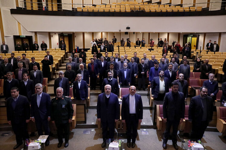 آیین امضای قراردادهای اجرایی طرح ملی فشارافزایی میدان مشترک گازی پارس جنوبی