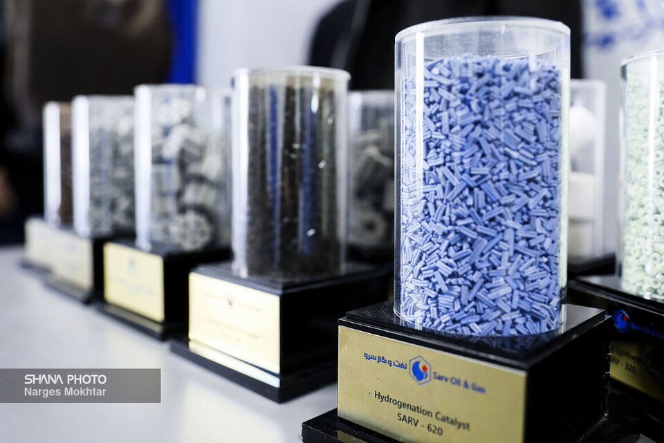 تحولی نوین در صنعت نفت با بهرهگیری از فناوری نانو تحولی نوین در صنعت نفت با بهرهگیری از فناوری نانو