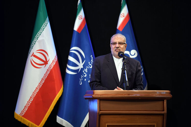 جواد اوجی، وزیر نفت