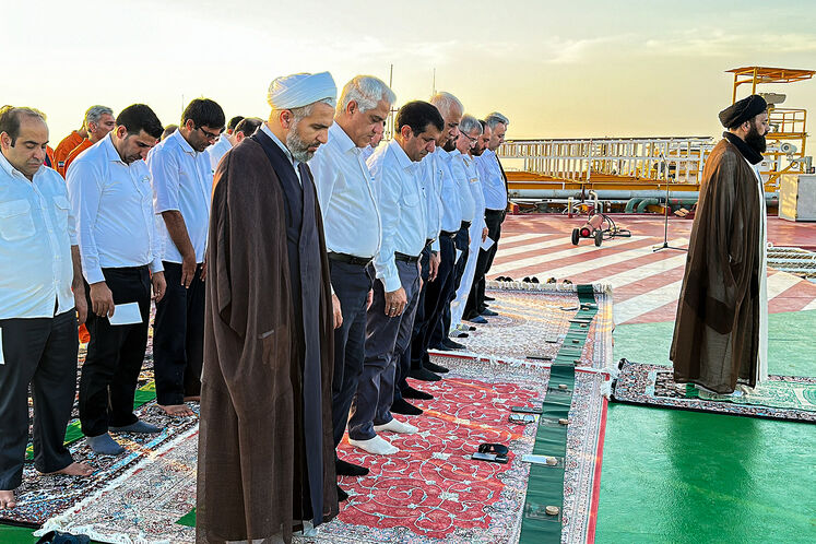 اقامه نماز عید سعید فطر در پارس جنوبی