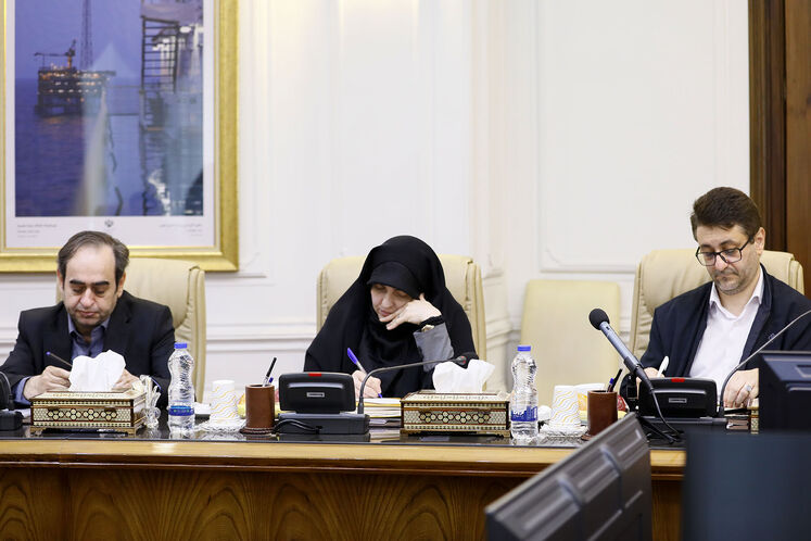 امضای تفاهمنامه همکاری وزارت نفت و سازمان انرژی اتمی