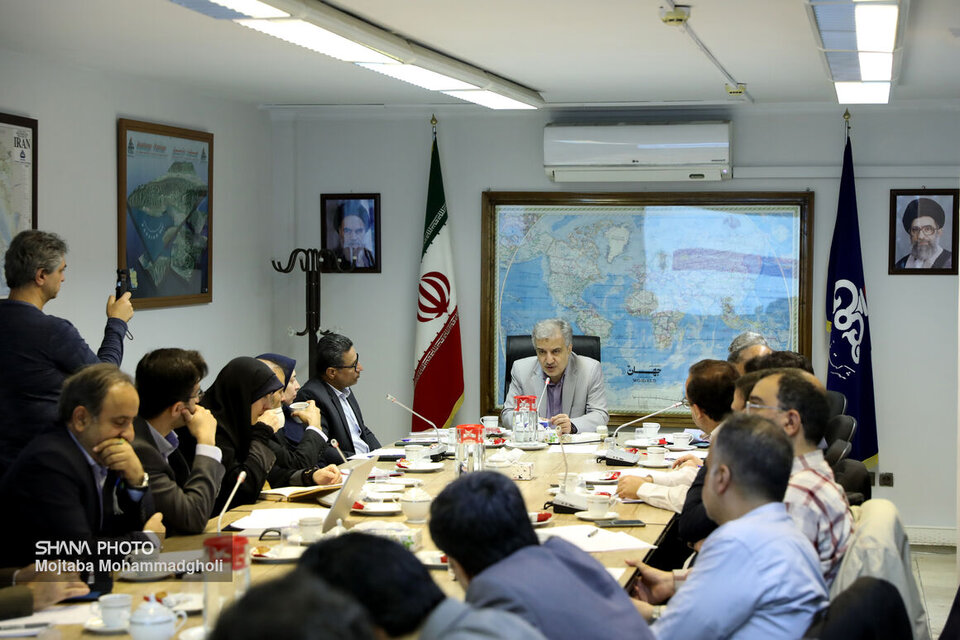 نشست کارگروه راهبری بهکارگیری هوش مصنوعی در صنعت نفت برگزار شد نشست کارگروه راهبری بهکارگیری هوش مصنوعی در صنعت نفت برگزار شد