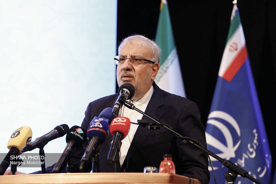 بهرهبرداری از ۷۹ پروژه نیمهتمام به ارزش ۱۶ میلیارد دلار در ۱۴۰۳/ تولید نفت و گاز ایران امسال جهش خواهد داشت بهرهبرداری از ۷۹ پروژه نیمهتمام به ارزش ۱۶ میلیارد دلار در ۱۴۰۳/ تولید نفت و گاز ایران امسال جهش خواهد داشت