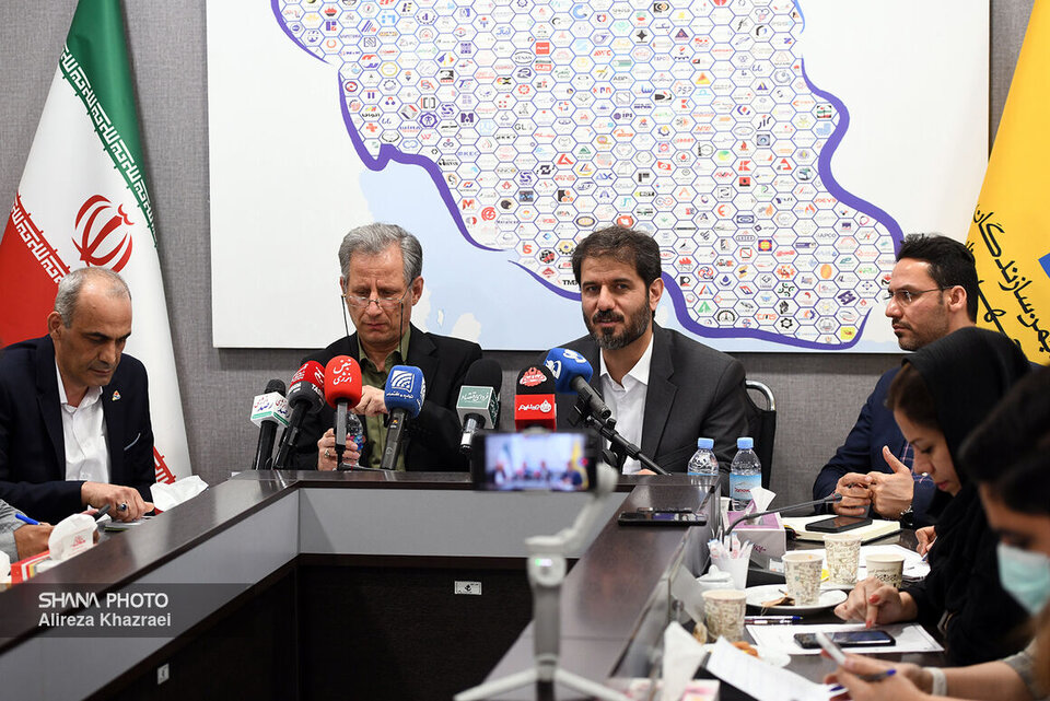 صادرات ۷۱۰ میلیون یورویی تجهیزات صنعت نفت از ابتدای آغاز بهکار دولت سیزدهم صادرات ۷۱۰ میلیون یورویی تجهیزات صنعت نفت از ابتدای آغاز بهکار دولت سیزدهم