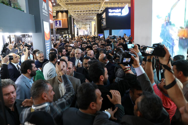 بازدید جواد اوجی، وزیر نفت از بیست‌و‌هشتمین نمایشگاه بین‌المللی نفت ایران 