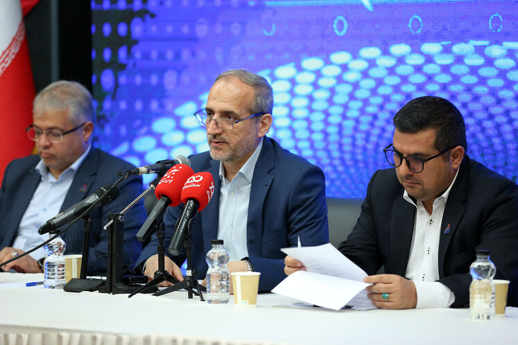 نشست خبری مجید چگنی، معاون وزیر نفت و مدیرعامل شرکت ملی گاز ایران