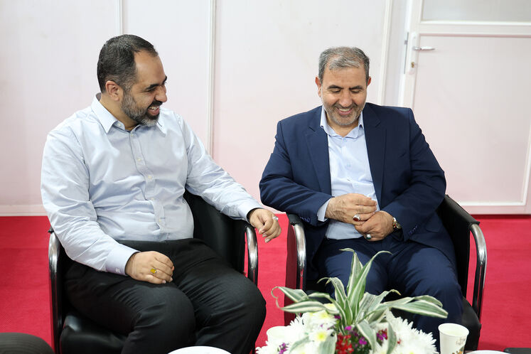 بازدید سخاوت اسدی، مدیرعامل سازمان منطقه ویژه اقتصادی پارس، از تحریریه رسانه‌های روابط عمومی وزارت نفت