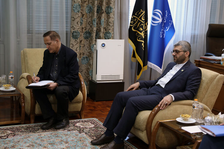 دیدار جواد اوجی، وزیر نفت، با محمد حامل، دبیرکل مجمع کشورهای صادرکننده گاز (جی‌ئی‌سی‌اف)