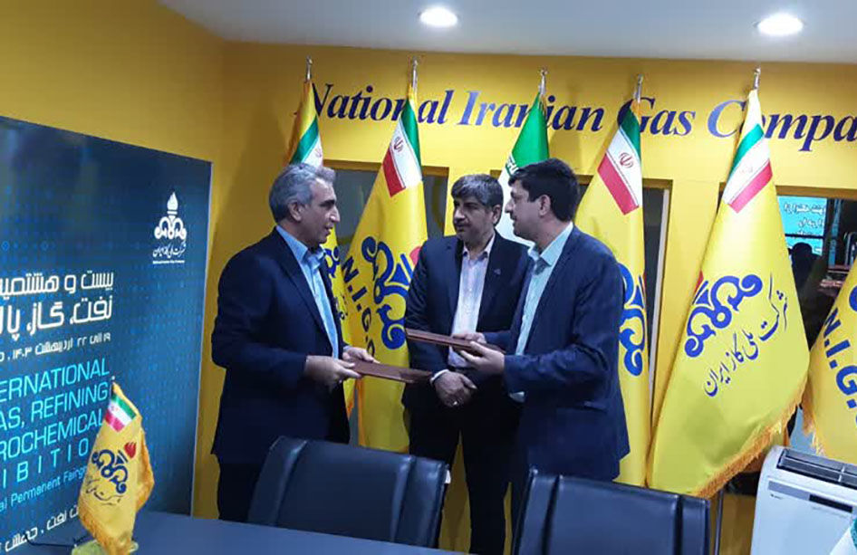 پالایشگاه گاز پارسیان و دانشگاه علم و صنعت یک تفاهمنامه و یک قرارداد امضا کردند پالایشگاه گاز پارسیان و دانشگاه علم و صنعت یک تفاهمنامه و یک قرارداد امضا کردند
