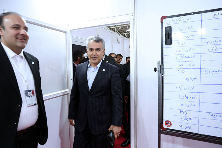 بازدید مدیرعامل شرکت نفت مناطق مرکزی ایران از تحریریه رسانههای روابط عمومی وزارت نفت