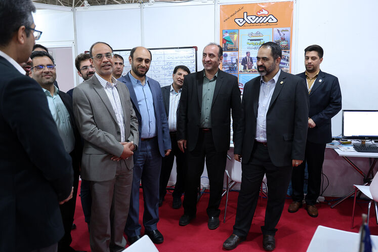 بازدید  علیرضا مهدیزاده، مدیرعامل شرکت نفت فلات قاره ایران از تحریریه رسانههای روابط عمومی وزارت نفت