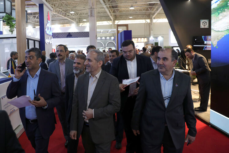 بازدید مدیرعامل شرکت ملی گاز ایران از نمایشگاه بین‌المللی نفت