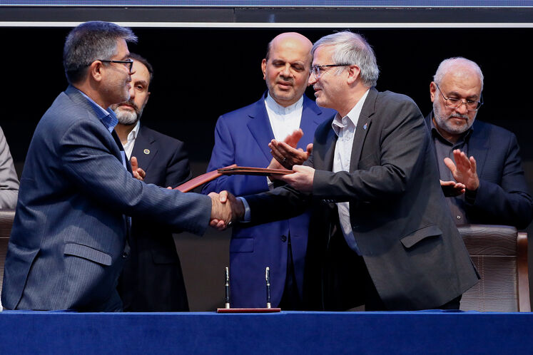 امضای قراردادها در پنل تخصصی طرحهای توسعهای و عملیاتی شرکت نفت و گاز پارس